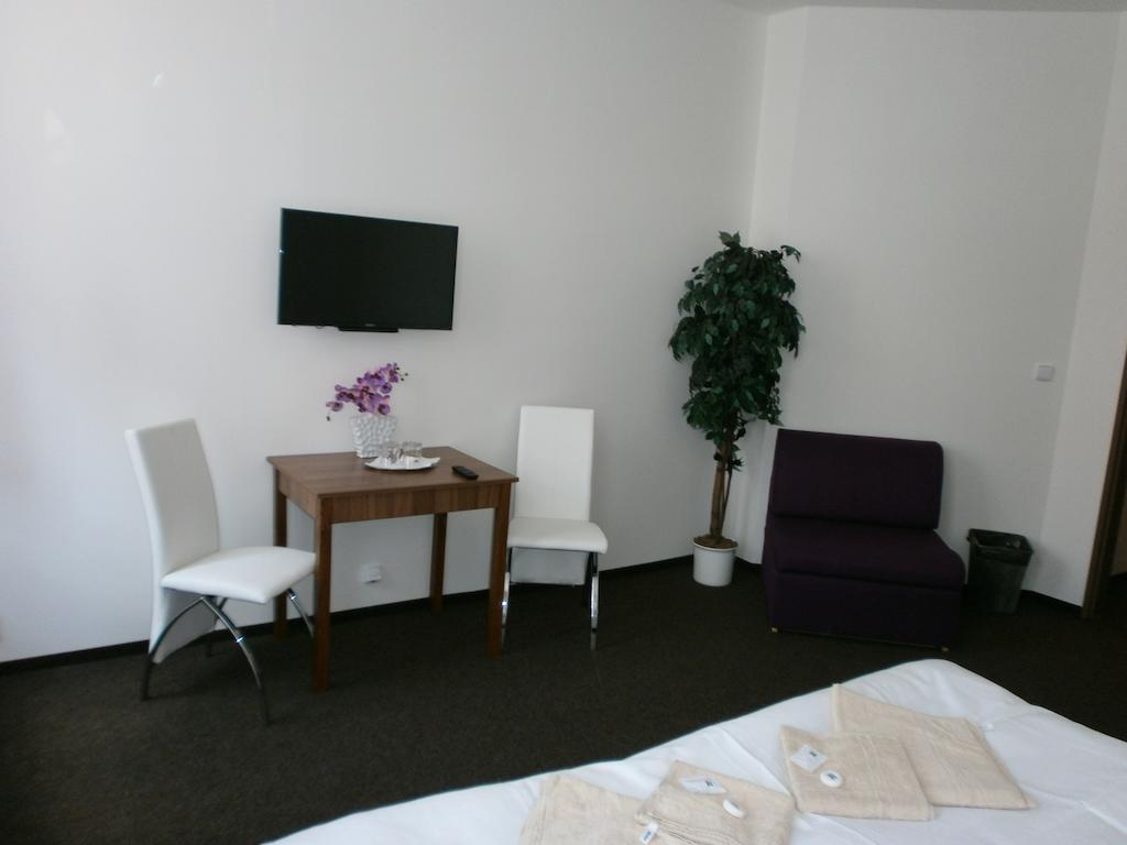 Hotel U Cisare Melnik Room photo