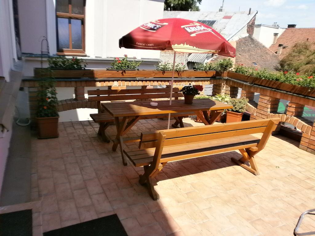 Hotel U Cisare Melnik Exterior photo