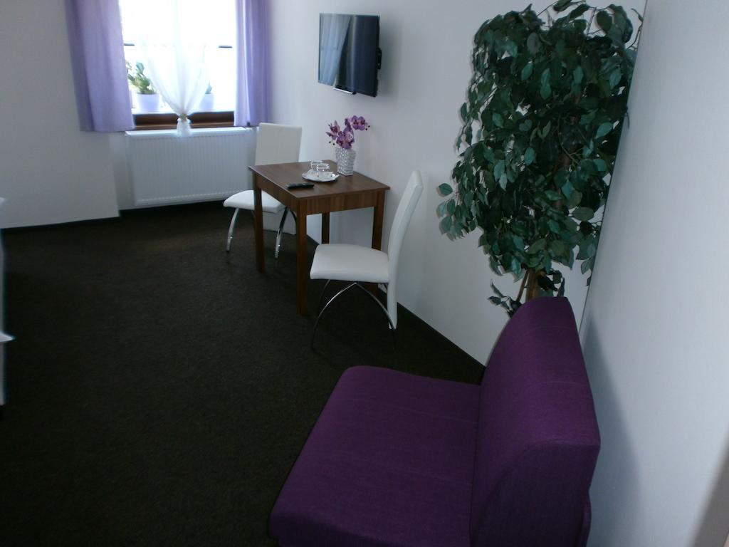 Hotel U Cisare Melnik Exterior photo